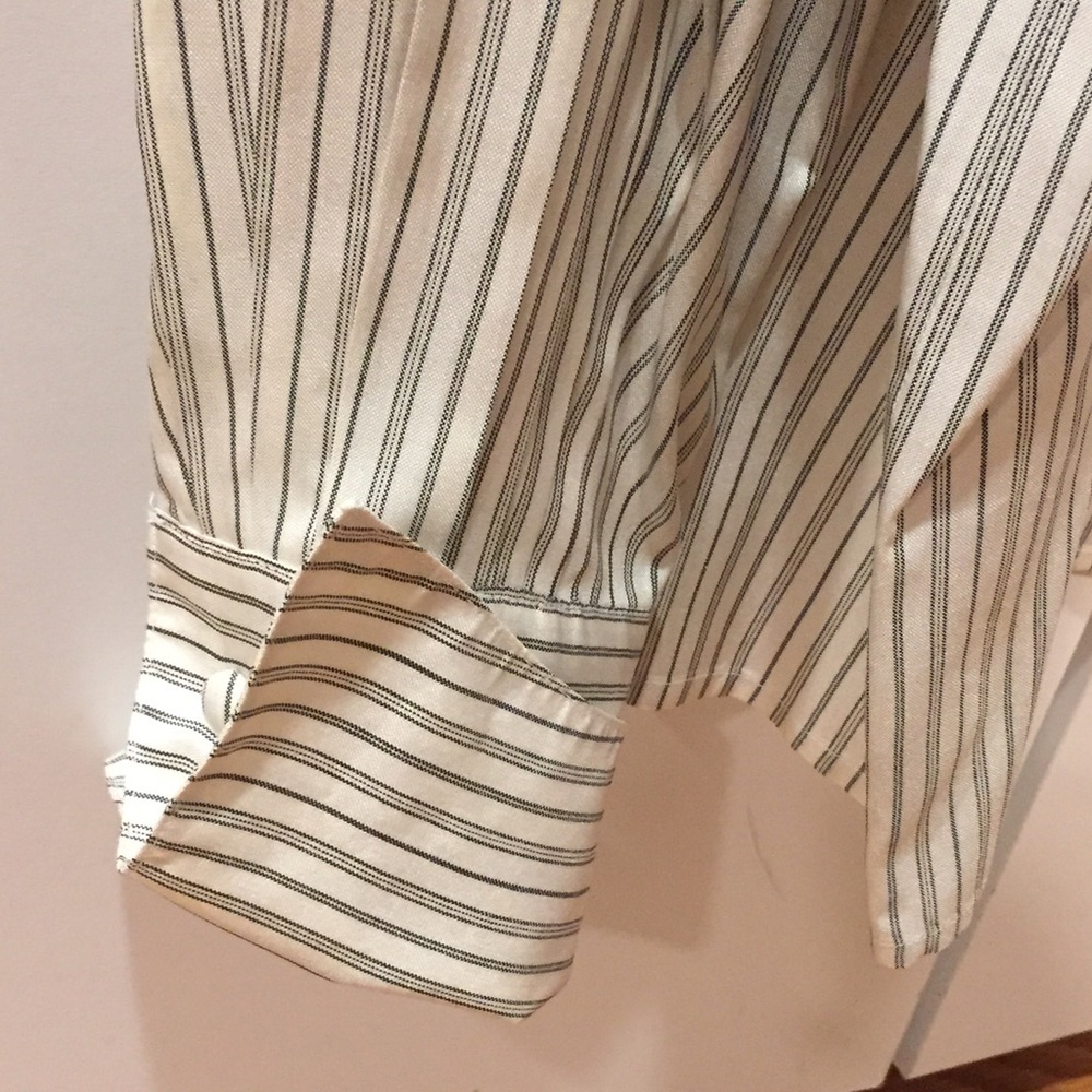 Theo Miles Stripped Silk Blouse Grey & Cream -14 EUC - Picture 4 of 5